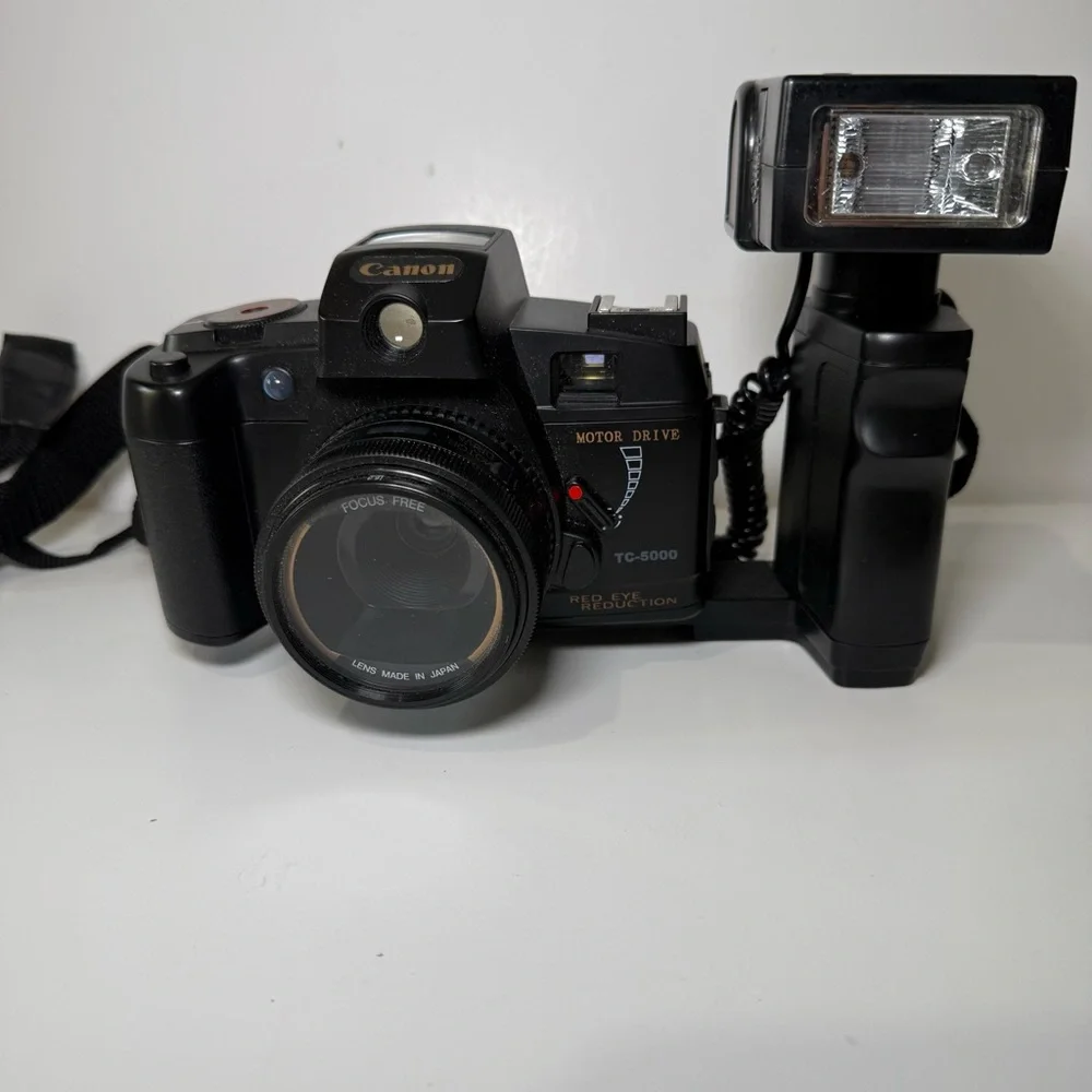 Vintage Canon TC-5000 35mm Film Camera w/extended/Lens “UNTESTED” Buy As Is !!